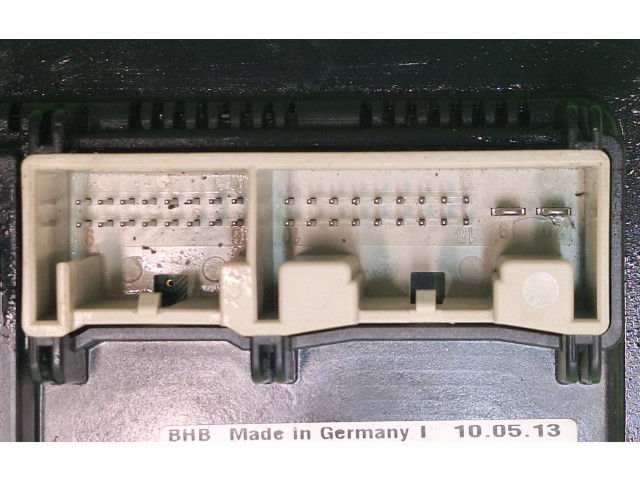 Блок управления климат-контролем 7N0907426BH, 5HB01129201 Volkswagen Caddy