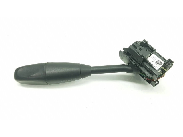 Ручка стеклоочистителей A1715402245   Mercedes-Benz E W211