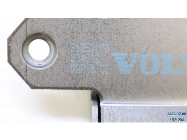 Zámek zadních dveří 31440489 Volvo XC60 2013