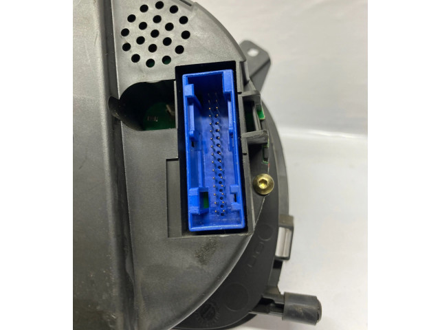 Панель приборов 81071428, 81071428   Skoda Octavia Mk1 (1U)       