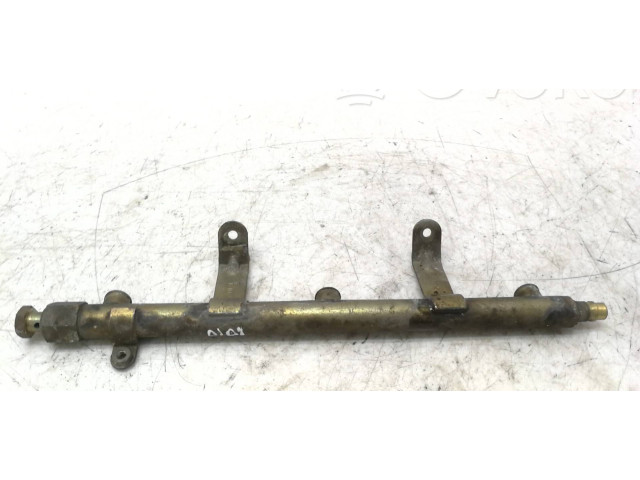 Топливная рампа Alfa Romeo 166 для двигателя 936A2000 02