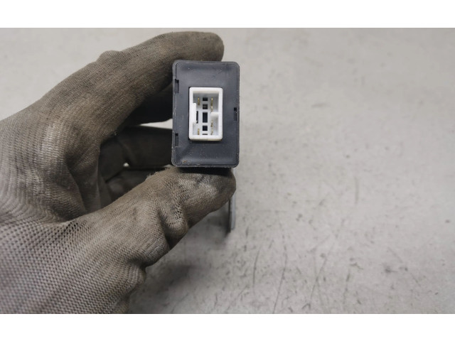 Řídící jednotka 285101N600 Nissan Almera 1997