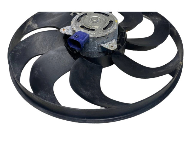 Электрический вентилятор радиаторов 214819521R Dacia Dokker