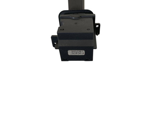 Ручка стеклоочистителей 9452387   Volvo S60