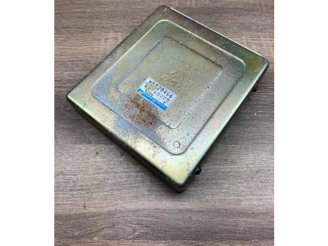 Блок управления двигателем ECU MD328466 Mitsubishi Colt