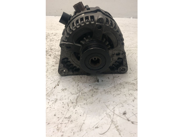 Генератор    Volvo C30      