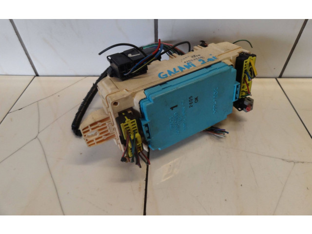 Блок предохранителей MR40589 Mitsubishi Galant