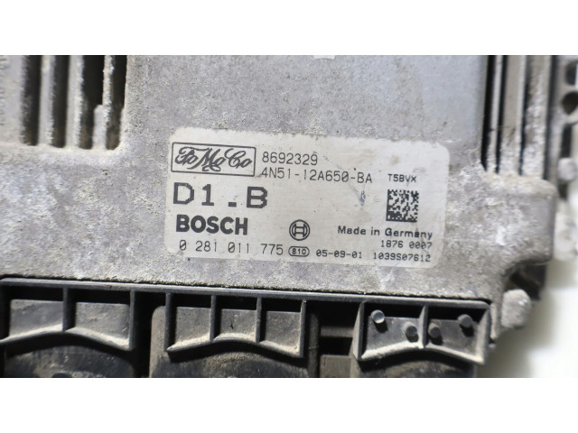 Блок управления двигателем Блок управления 0281011775 Volvo V50