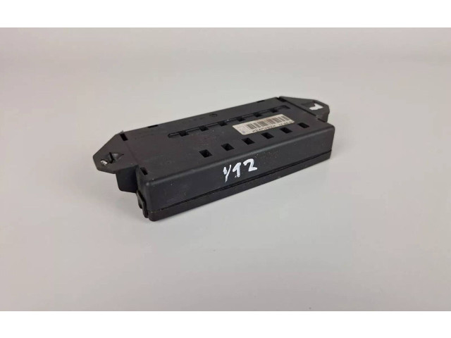 Блок предохранителей 9441776   Volvo XC90    