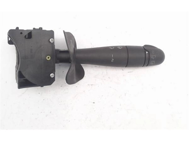 Pojistková skříňka Ручка стеклоочистителей 8200299870, 34570801AM Renault Kangoo I 2003