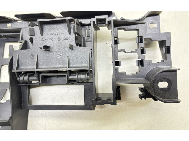 Блок предохранителей  4E0971845   Audi A8 S8 D3 4E    