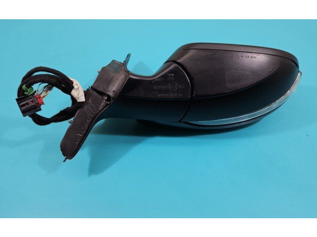 Зеркало электрическое Volkswagen Jetta VI 2011 - 2018 года