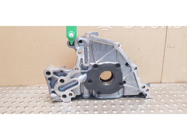 Масляный насос 04C115105C Skoda Fabia Mk3 (NJ)