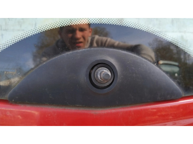 Моторчик заднего дворника     Renault Twingo II