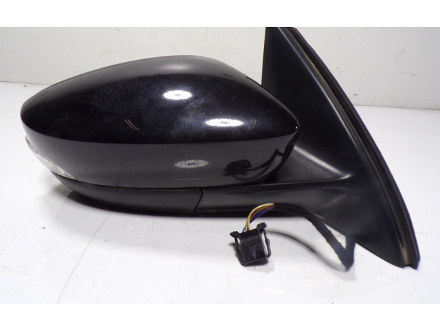 Зеркало электрическое Skoda Rapid (NH) 2012 - 2019 года