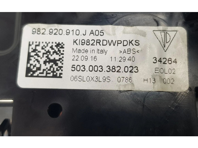 Přístrojová deska Porsche Cayman 982 2016 982920910J, 982920910J