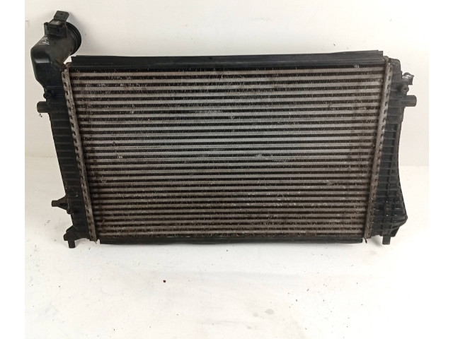 Интеркулер 1K0145803F, 0281002399 Volkswagen Caddy