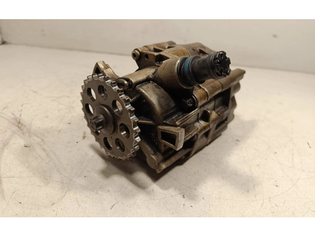 Масляный насос A6541810012 Mercedes-Benz E W213