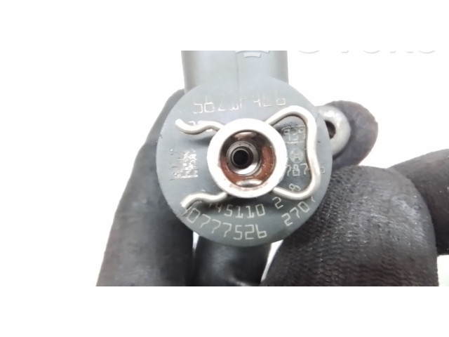 Форсунка 30777526 Volvo V70