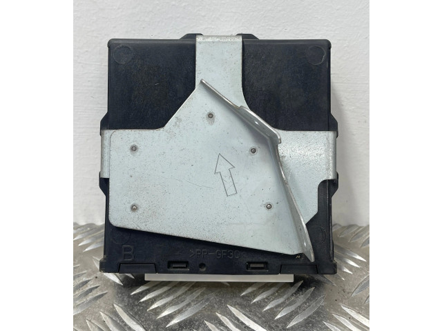 Блок управления коробкой передач 1122009454 Subaru Legacy