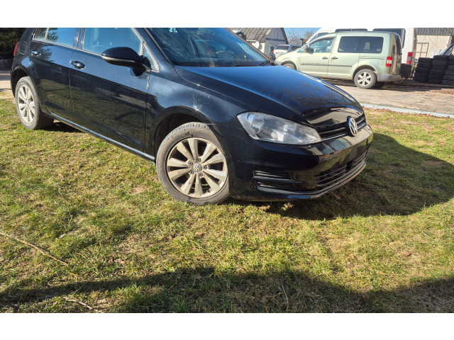 Ящик предохранителей (комплект) 5Q0907361A, 63512385 Volkswagen Golf VII