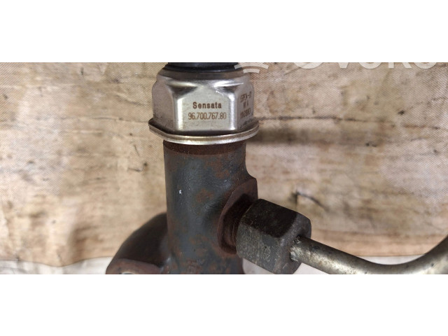 Магистральная трубка топлива 968529758002, 111671200 Ford Fiesta 2011