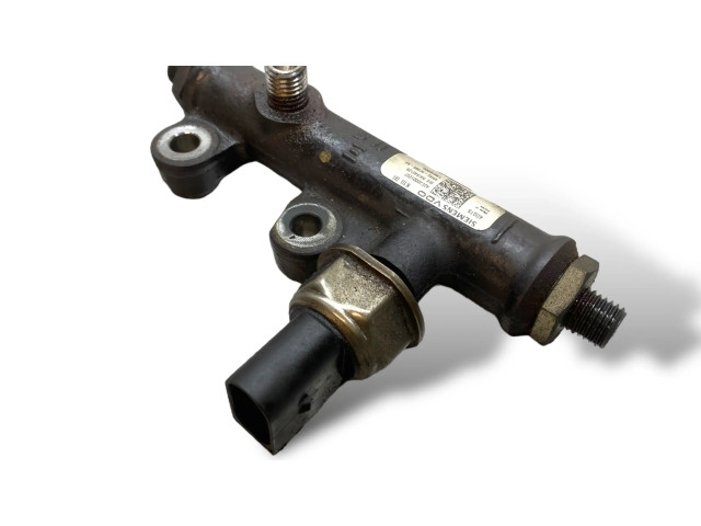 Топливная рампа 4R8Q9C066AE, 5WS40128 Jaguar S-Type 2.7 для двигателя AJD