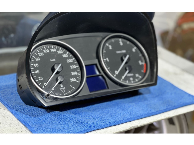 Přístrojová deska BMW X1 E84 2012 9283840