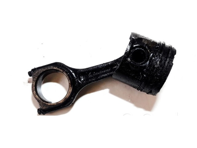 Поршень с шатуном Ford Fiesta для дизельного двигателя 1.4