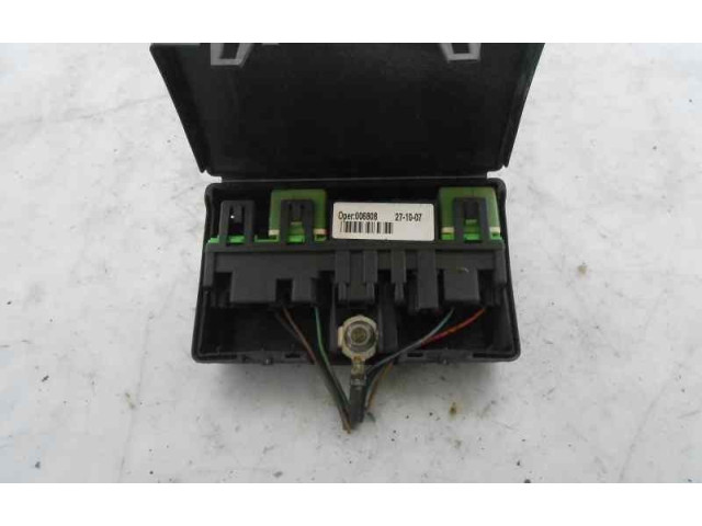 Pojistková skříňka Řídící jednotka BSM    Citroen Berlingo 2007