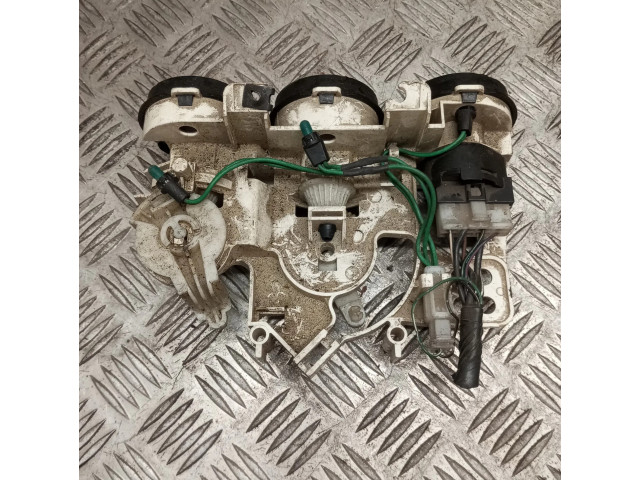 Блок управления климат-контролем Mitsubishi Galant