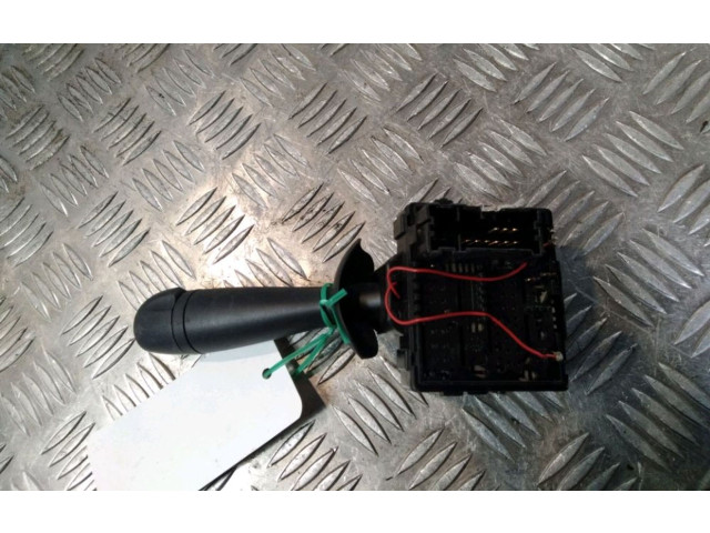 Ручка стеклоочистителей 8201168008 Dacia Sandero