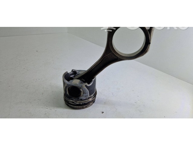 Píst 059CB, DHX   Audi Q7 4M     