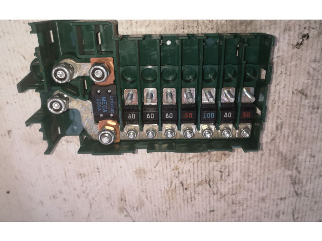 Pojistková skříňka 8387541, 5018483 BMW 5 E39 2002