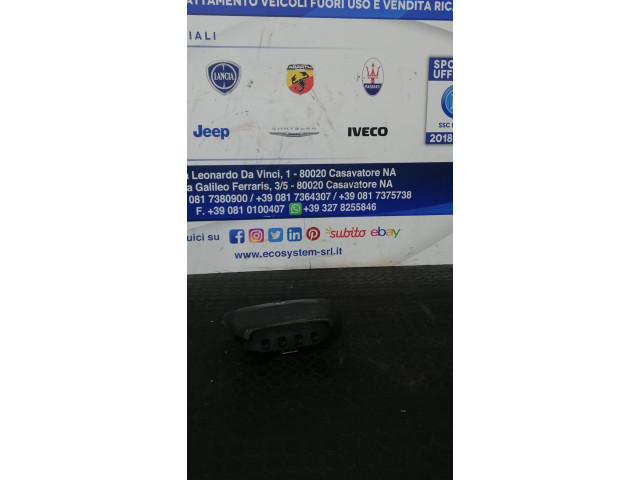 Подушка безопасности водителя    Renault Trafic II (X83)