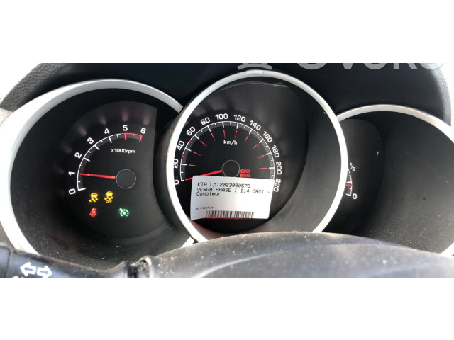 Přístrojová deska KIA Venga 2010