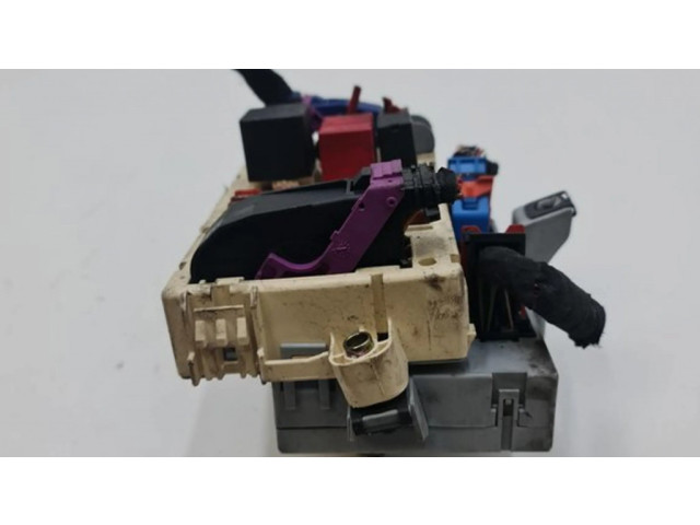 Блок предохранителей 501204410020 Alfa Romeo 166