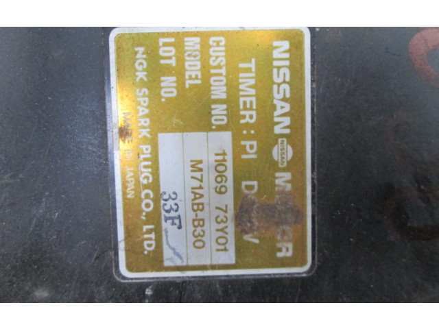 Řídící jednotka Nissan Sunny 1993