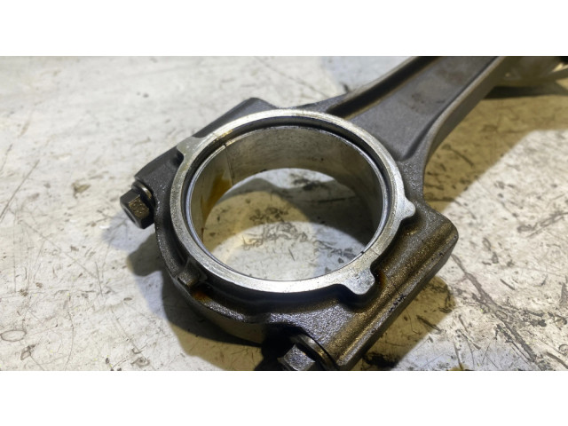 Píst DC244AFA, A1467c2 Dodge Challenger pro benzínový motor 5.7