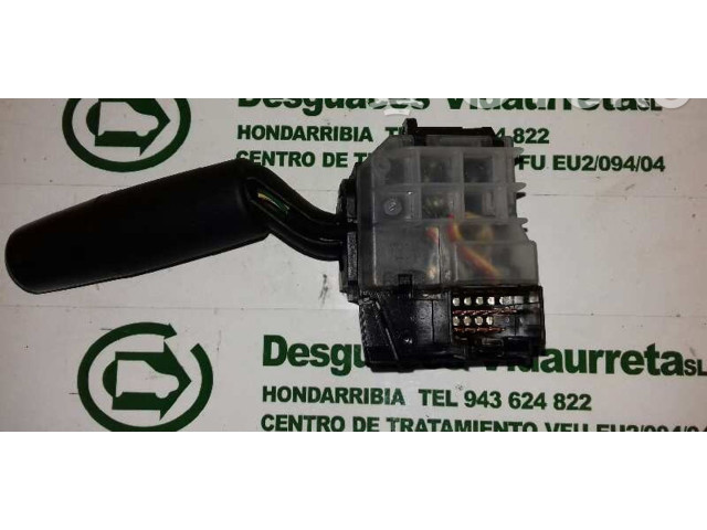 Ручка стеклоочистителей Mazda 3 I