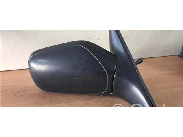 Zpětné zrcátko pravé Nissan Sunny 1982    