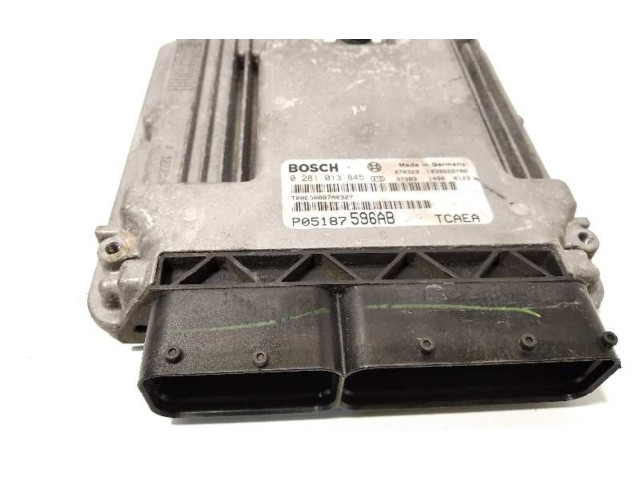 Блок управления двигателя P05187596AB, 0281013845 Jeep Patriot