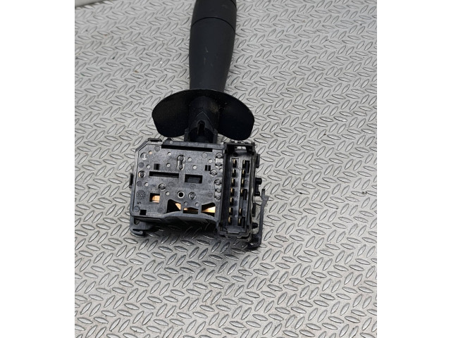 Ручка стеклоочистителей 9010577400   Renault Trafic II (X83)