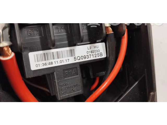 Блок предохранителей 5q0937125b   Skoda Octavia Mk3 (5E)    