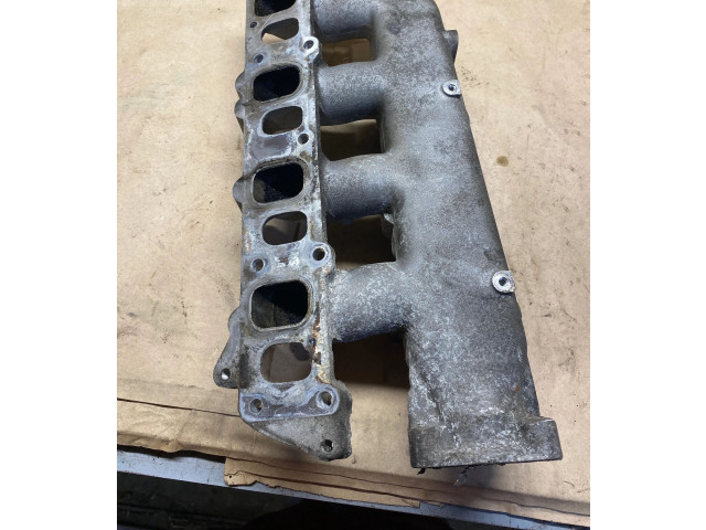 Vstřikovač 55212586, 0281002845 Saab 9-3 Ver2 Z19Dt