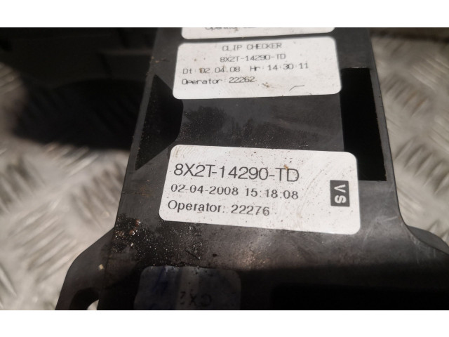 Блок предохранителей 8X2T14290TD Jaguar XF X250