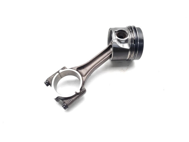 Píst CFWA   Skoda Fabia Mk2 (5J)    CFWA 