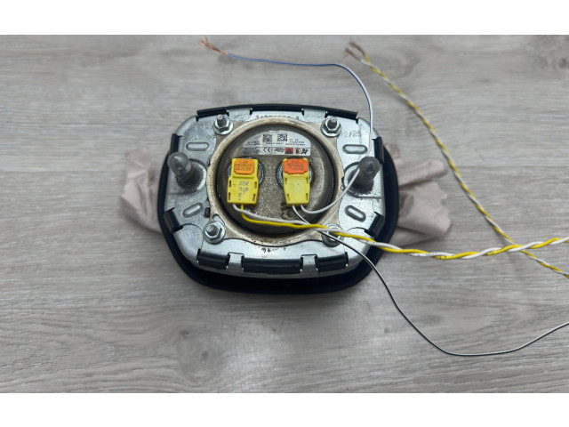 Подушка безопасности водителя Ferrari 296 GTB