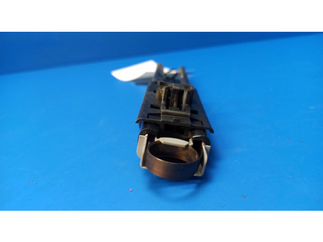 Регулировочная планка ремня безопасности