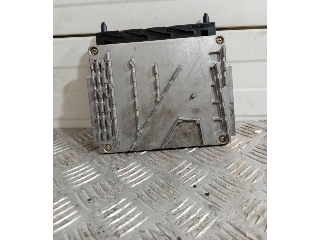 Блок управления двигателя 09470738B   Volvo V70